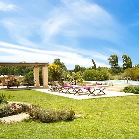 Melisandre Villa *